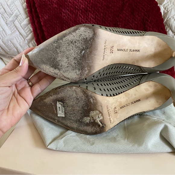 Manolo Blahnik heels 7 - Picture 2 of 3